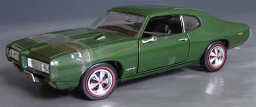 1969 PONTIAC GTO STREET HEAT ISSUE - GREEN METALLIC (1/18) Rare Diecast  (fs)